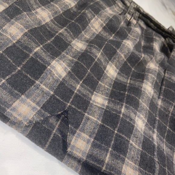 Plaid Skirt✨ - Picture 4 of 4